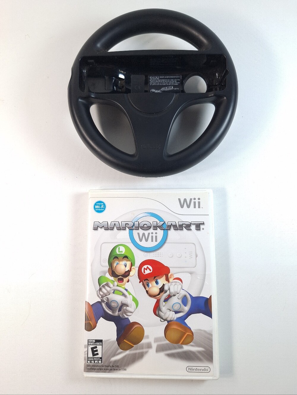Mario Kart Wii (Nintendo, 2008) Game CIB w/ Manual and 1 Official Wheel (Black)